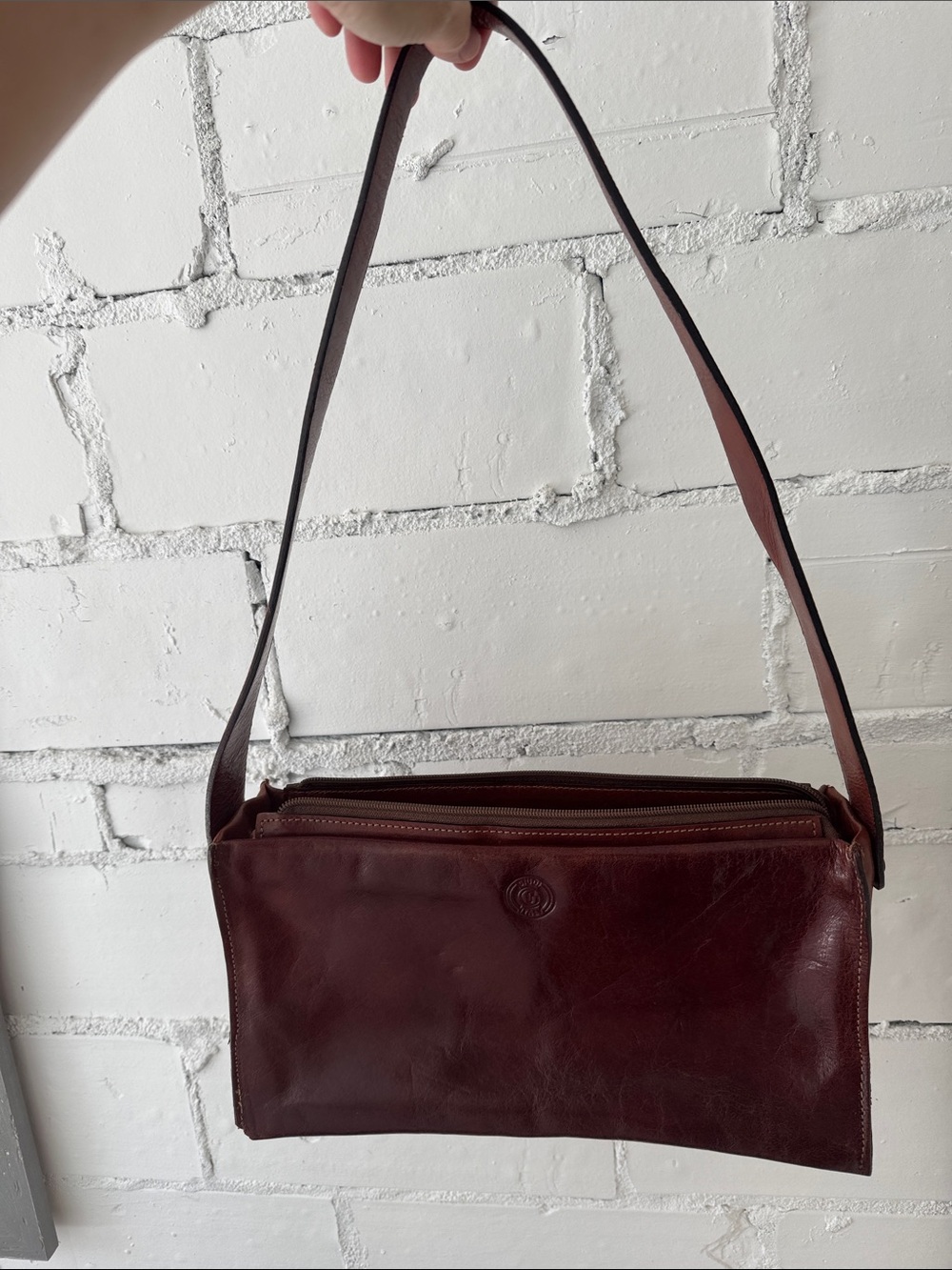 Giudi  Burgundy Leather Shoulder Bag